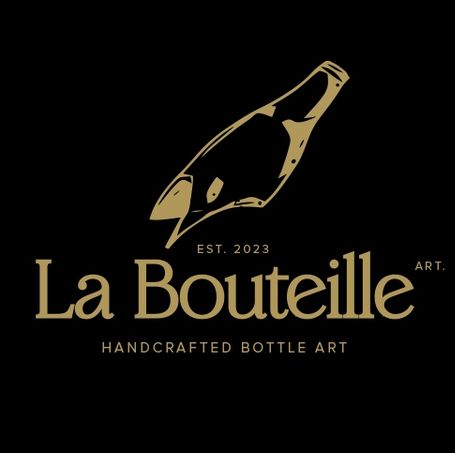 La Bouteilles Logo